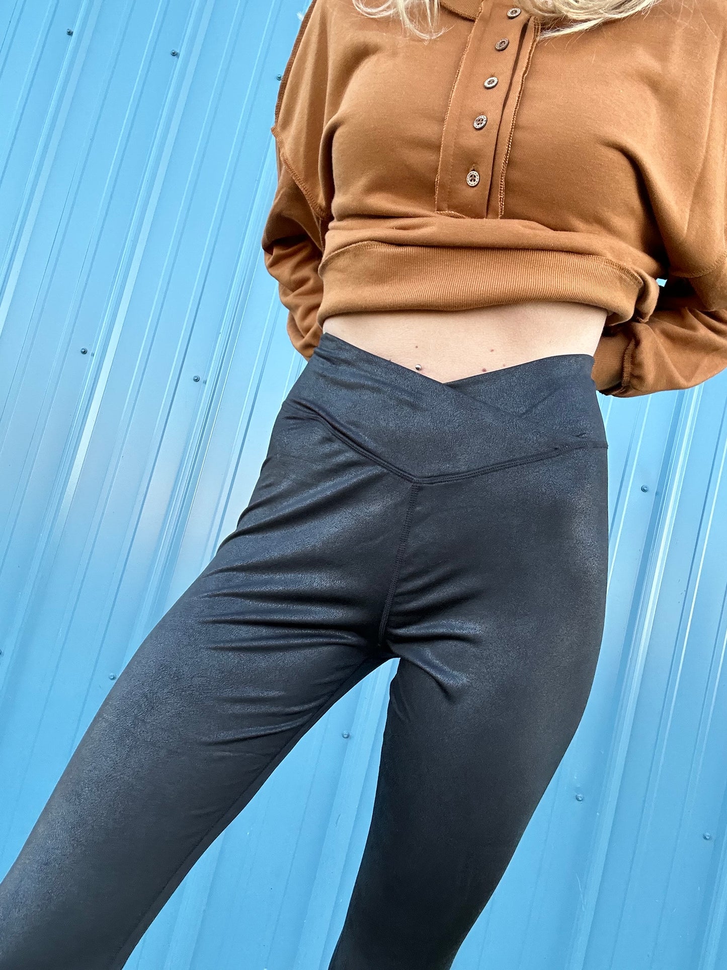 Cross waist faux leather leggings