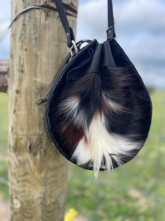 Teardrop Cowhide Crossbody (long haired tricolor)